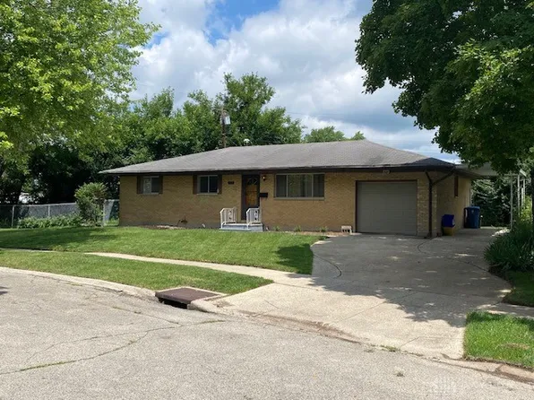 5839 Barrett Dr, Dayton, OH 45431