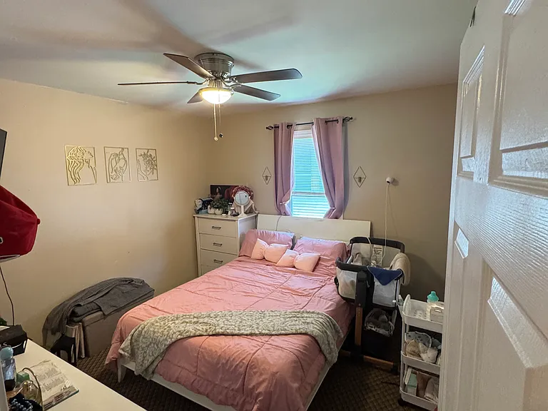 370 Hamilton St #1-R — Photo 2