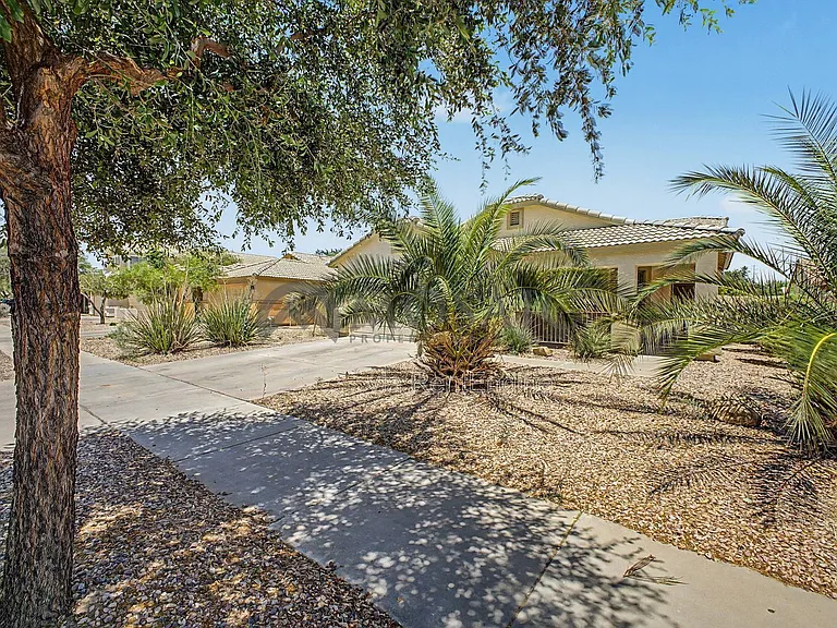 22360 E Via Del Rancho — Photo 5