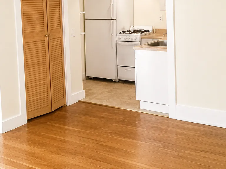 81 Bridge St #3 — Photo 3