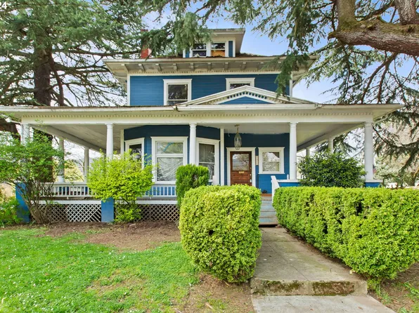 8910 N Syracuse St, Portland, OR 97203