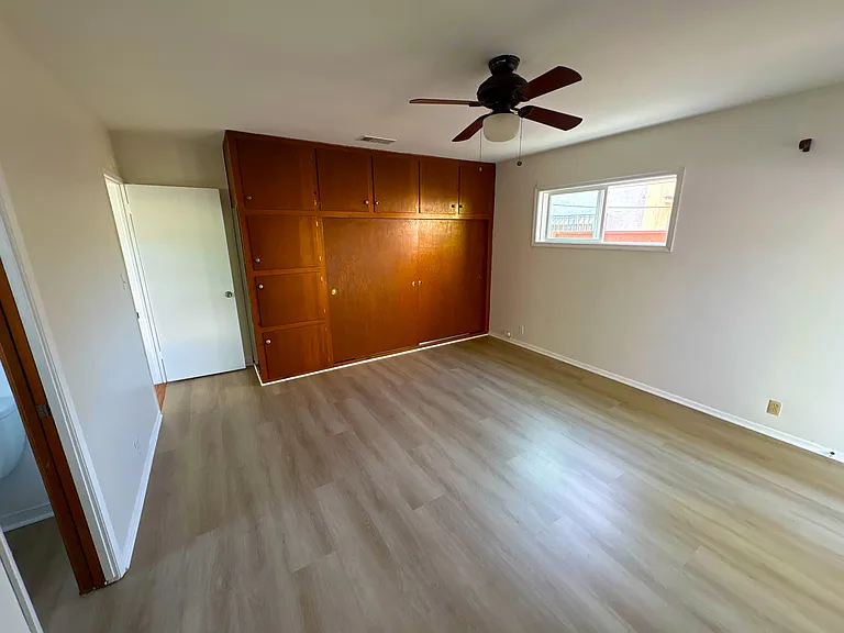 3022 Farmdale Ave — Photo 29