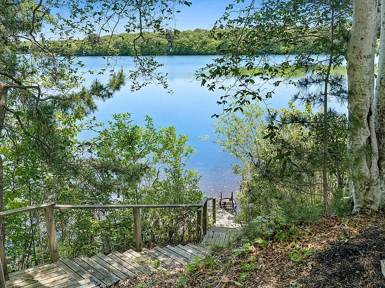 22 Wolf Swamp Ln — Photo 26