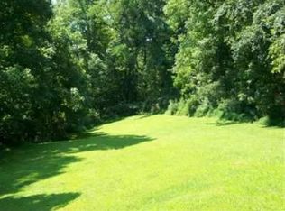 2979 Sycamore Rd, Culloden, WV 25510