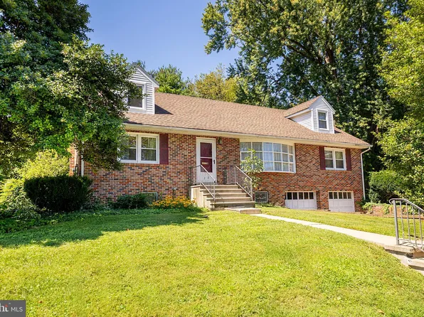 218 N 25th St, Reading, PA 19606