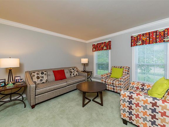 4th image of 2411 Bluejay Way Ct