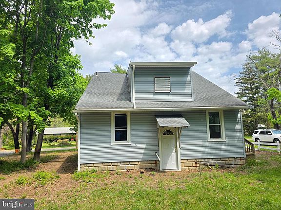 4th image of 1684 Monroeville Rd