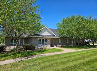 322 S Temple St, Osceola, IA 50213