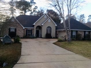 407 Red Maple Dr, Mandeville, LA 70448