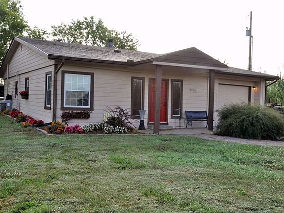 2nd image of 4330 N Linden Dr