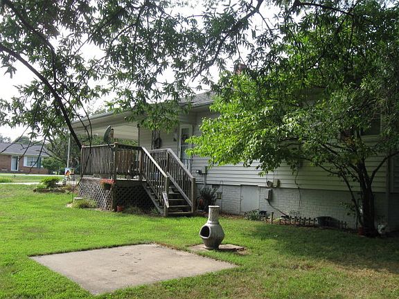 4th image of 1705 Fleetwood Ave