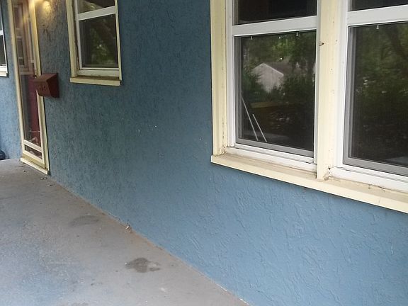 3rd image of 301 W Marcia Ave