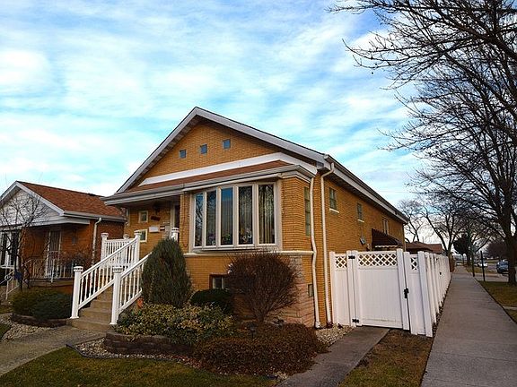 3rd image of 5759 S Menard Ave
