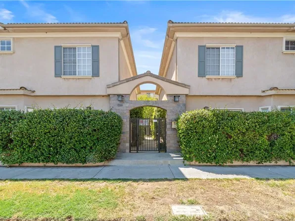 11808 Riverside Dr Unit 3, Valley Village, CA 91607