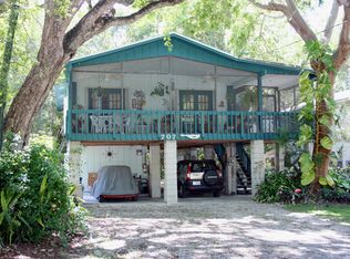 707 Barcelona Rd, Key Largo, FL 33037