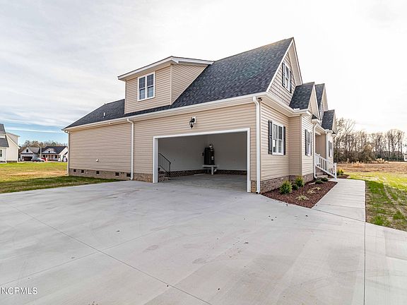 5th image of 604 Pickens Drive
