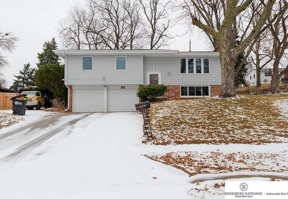 1st image of 8733 Orchard Ave