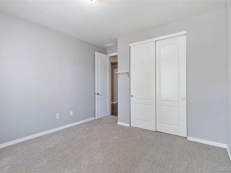 14700 Oslo Ave — Photo 14