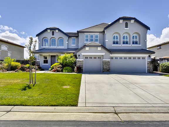 3rd image of 33381 Pintail St