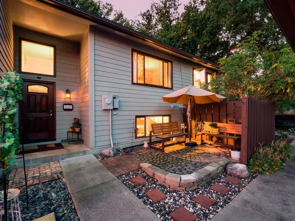 348 W Eagle Lake Dr, Maple Grove, MN 55369