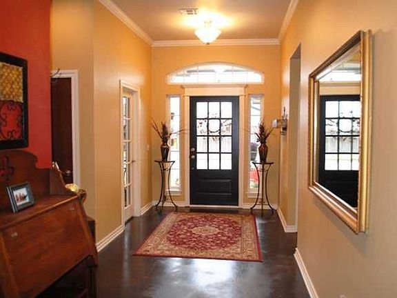 4th image of 1309 Lancelot Dr