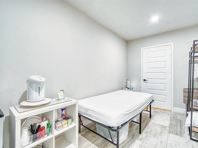 7606 Portal Dr — Photo 39