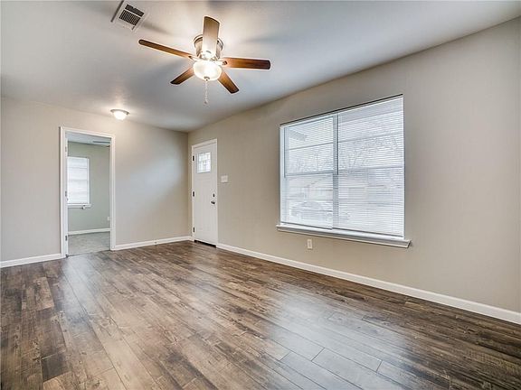 5th image of 208 N Bernice Dr