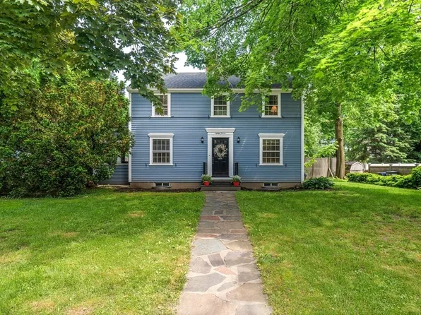 87 High St, Andover, MA 01810