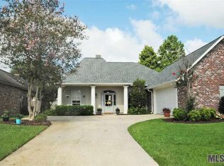 10656 Hollybrook Dr, Baton Rouge, LA 70809