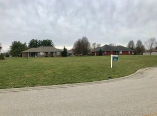 Cambridge Ct, Jasper, IN 47546