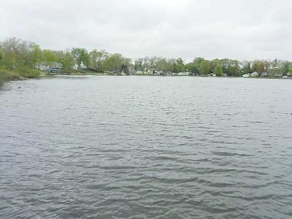 5th image of 8570 Sunset Dr #8565