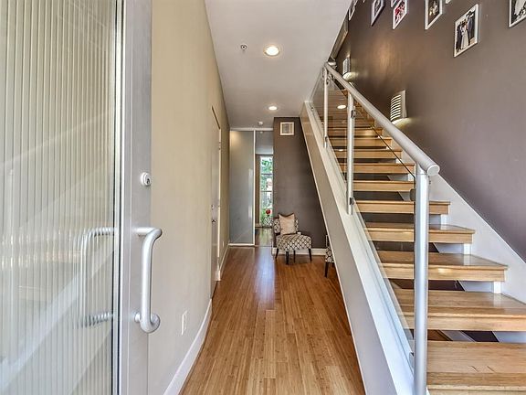 4th image of 6014 Fairdale Ln Unit A