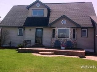 6391 Dyke Rd, Algonac, MI 48001