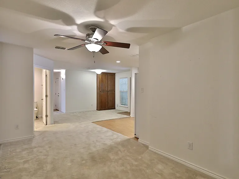 2650 Madison Ave #1/2 — Photo 13