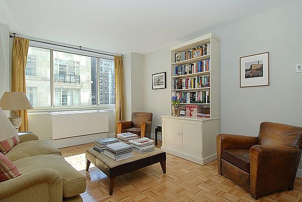 1st image of 30 W 63rd St APT 6F
