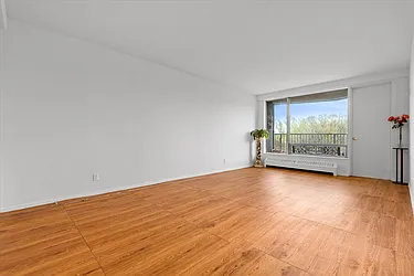 90-60 Union Tnpk, #9E