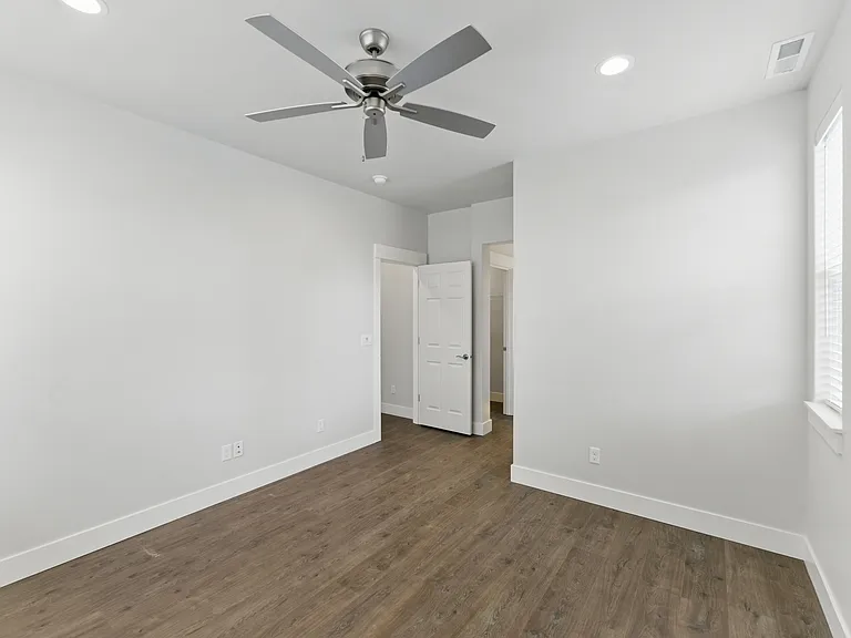 20594 SE Nina Ave — Photo 19