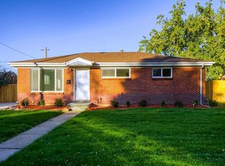 2455 Zion St, Aurora, CO 80011