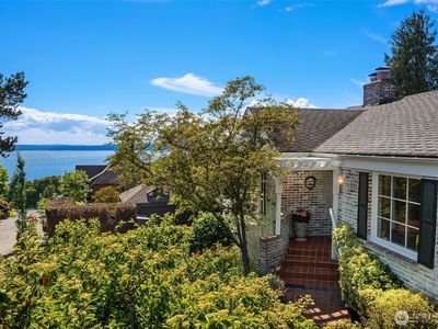4206 W Glenmont Lane, Seattle, WA, 98199