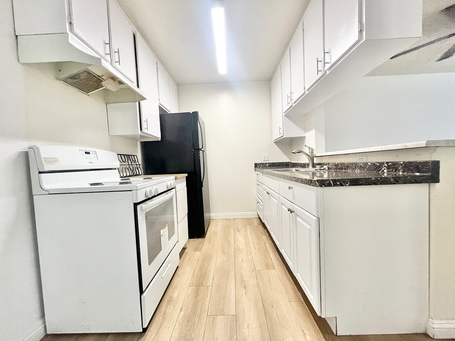 3 bed, 1450 sqft, $2,970 — Photo 2
