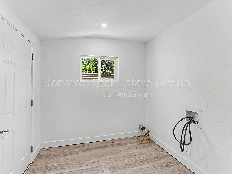 1619 Walnut St #A — Photo 14