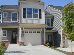 237 Cypress Hill Ln, Holly Springs, NC 27540