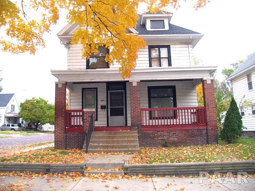 1818 N Indiana Ave photo 1
