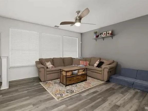 4th image of 3005 San Patricio St