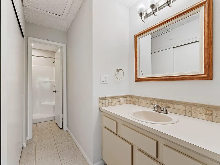 6531 Chasewood Dr #H — Photo 30
