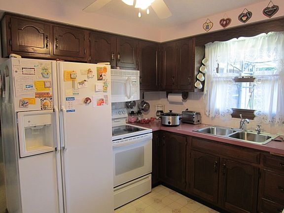 4th image of 1296 County Road 1475