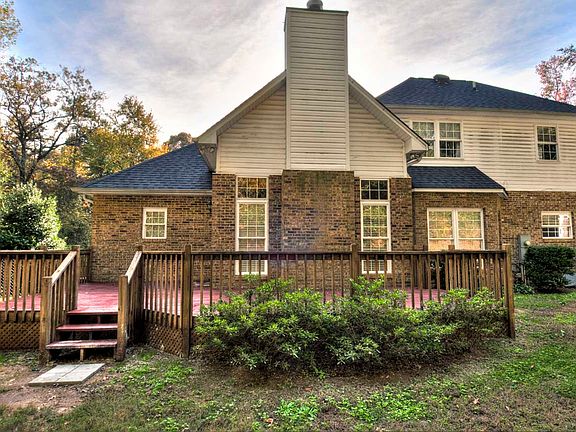 5th image of 106 Royal Oaks Dr