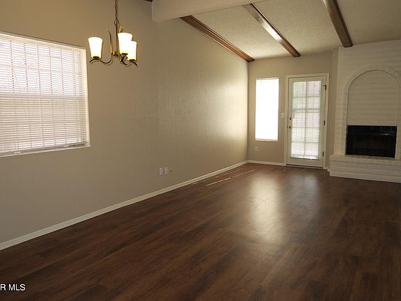 3rd image of 3121 Wayside St APT A