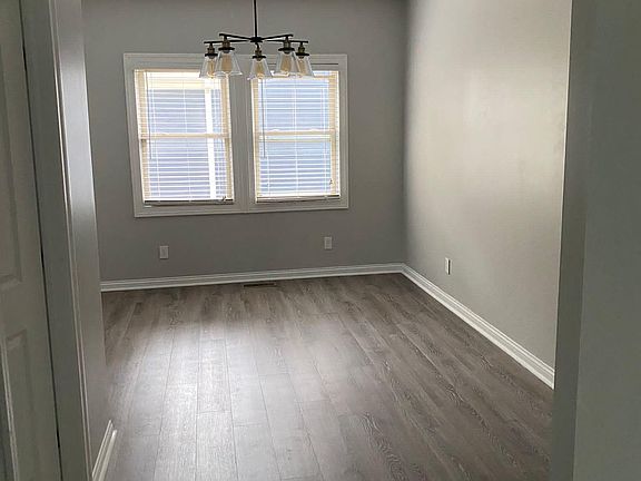 2nd image of 651 E 21st St