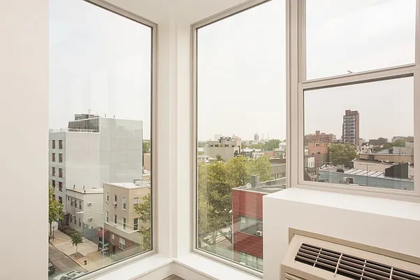 Rented by MNS Marketing | media 5